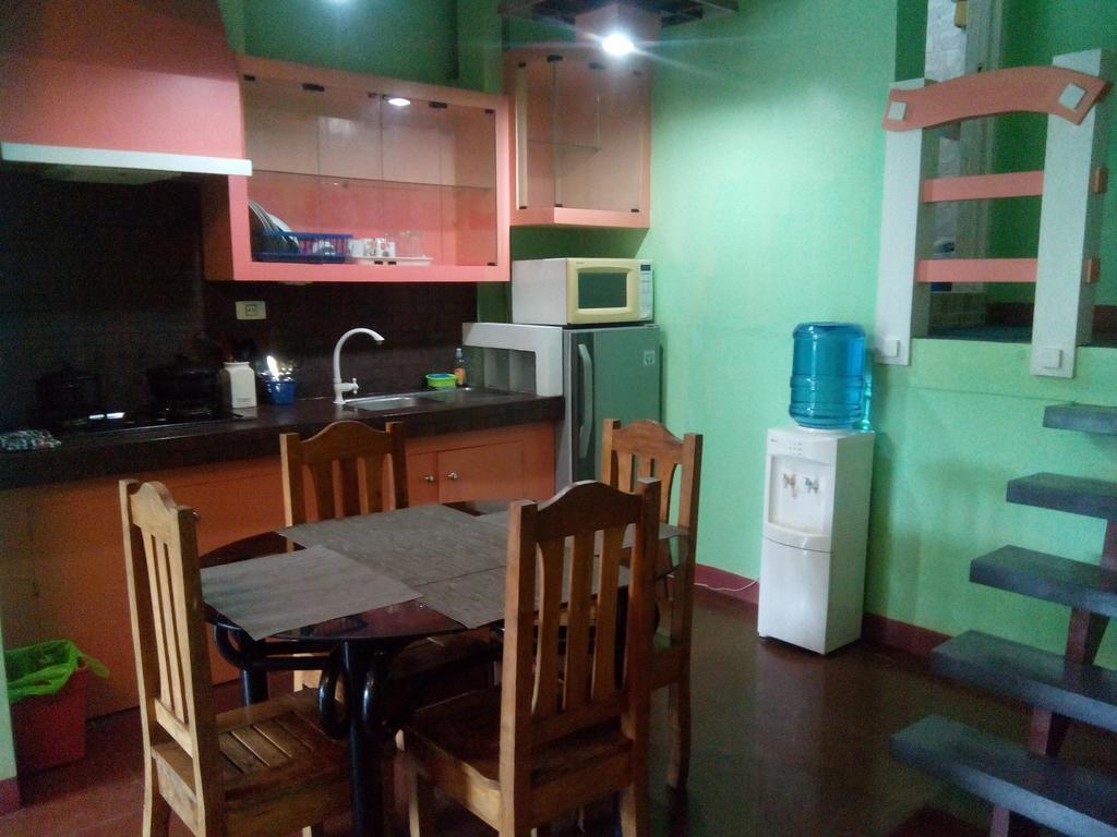 Gomez Guest House Tagbilaran City Quarto foto