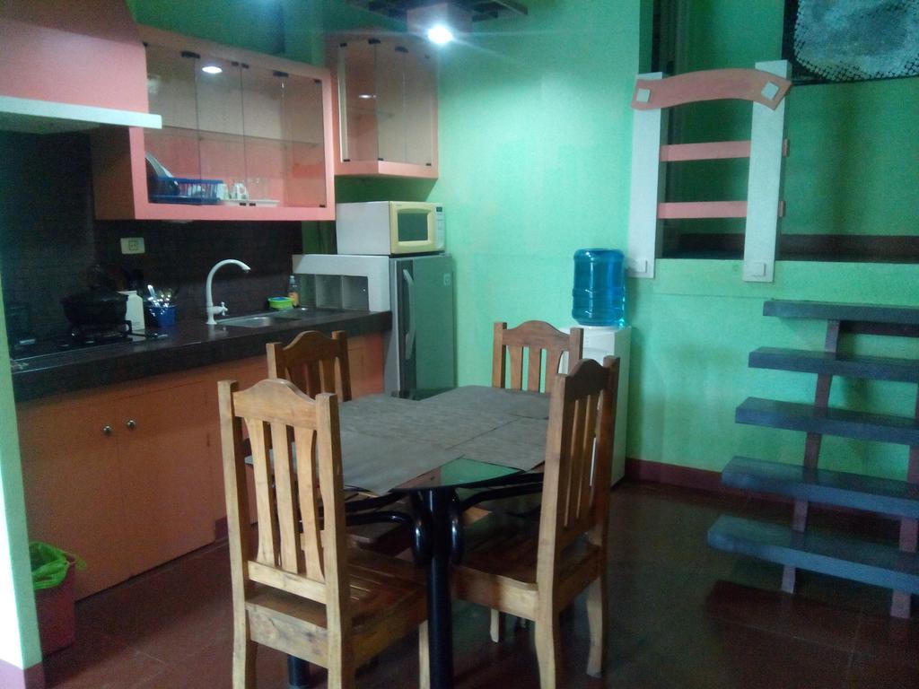 Gomez Guest House Tagbilaran City Quarto foto